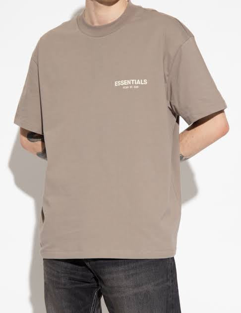 Essentials SS22 T-shirt - Desert Taupe